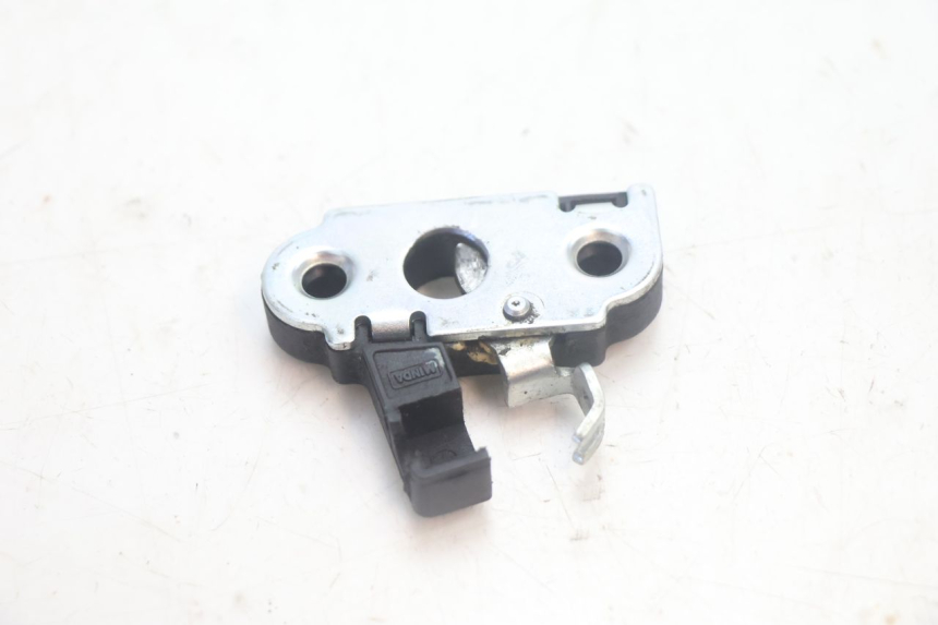 photo de SERRATURA SELLA YAMAHA YP MAJESTY 125 (2007 - 2010) - Dettaglio del componente