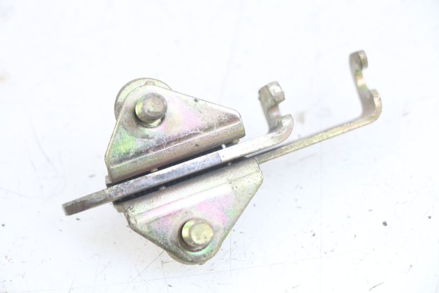 photo de SERRATURA SELLA YAMAHA YZF R THUNDERCAT 600 (1996 - 2003) - Dettaglio del componente