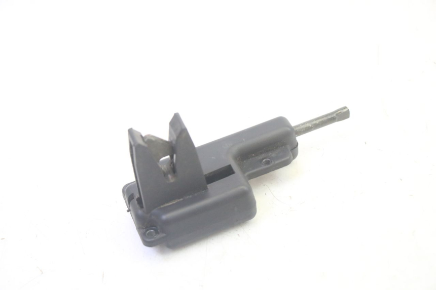 photo de SERRATURA SELLA PIAGGIO ZIP 4T 50 (2018 - 2020) - Dettaglio del componente