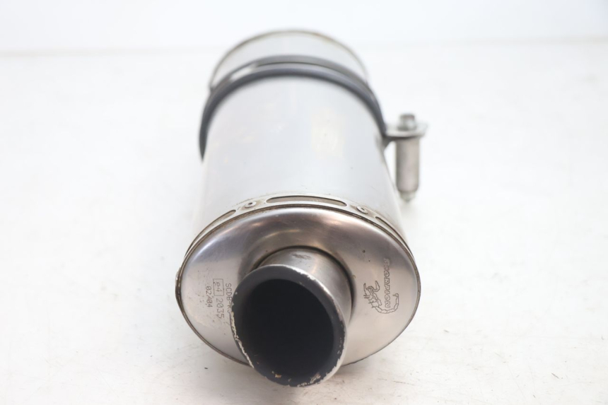 photo de SILENZIATORE HONDA CB F HORNET 600 (2005 - 2006) - Focus sulla struttura