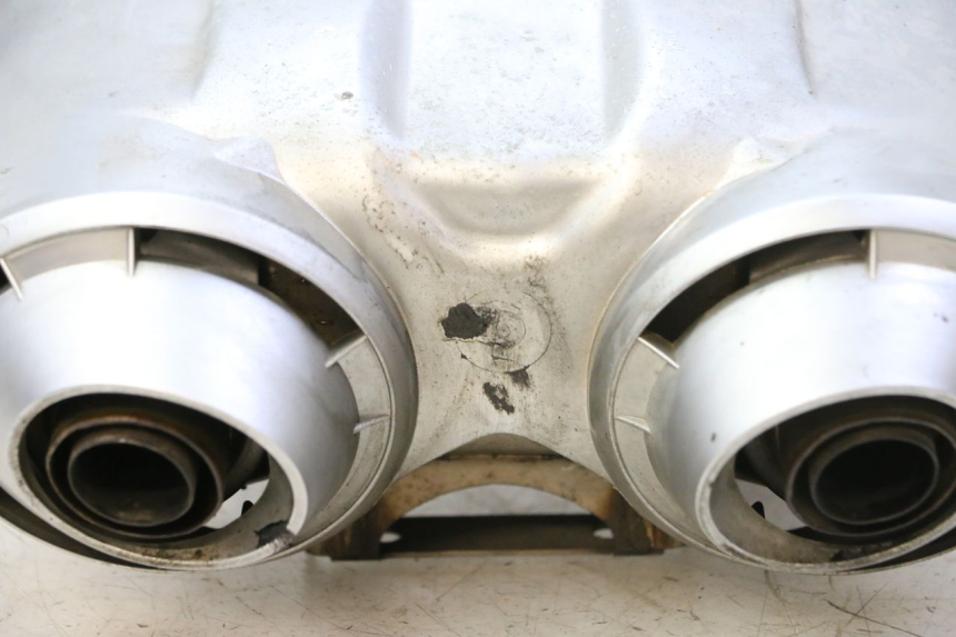 photo de SILENZIATORE YAMAHA FZ6 FAZER S2 600 (2007 - 2011) - Zoom sullo stato d'uso