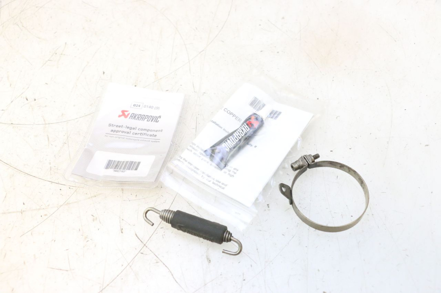 photo de SILENZIATORE YAMAHA FZ8 800 (2010 - 2016) - Dettaglio del componente