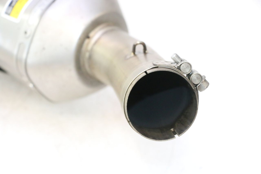 photo de SILENZIATORE YAMAHA FZ8 800 (2010 - 2016) - Ispezione visiva dettagliata