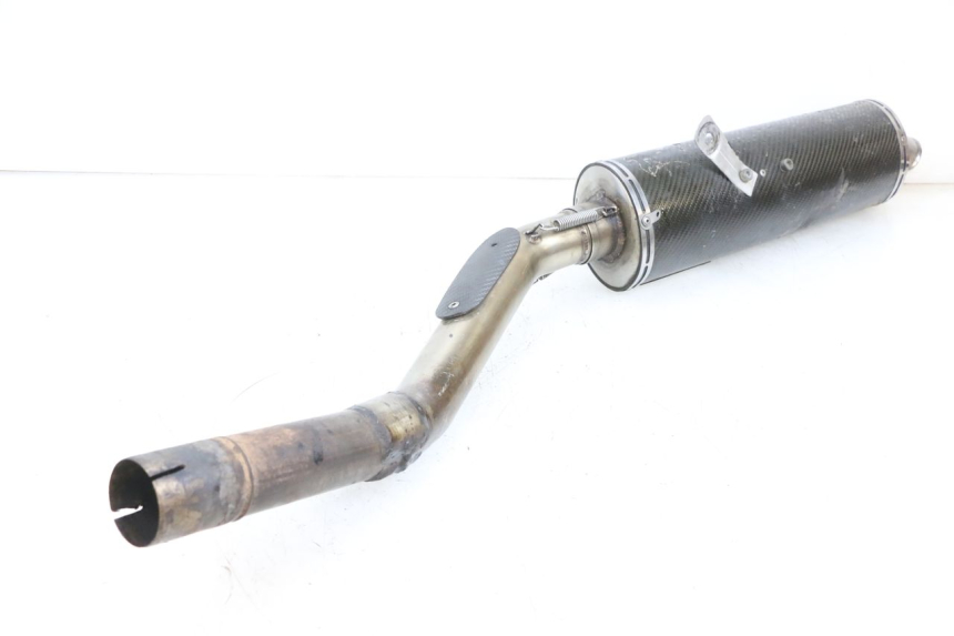 photo de SILENZIATORE KAWASAKI GPZ RX 1000 (1986 - 1988) - Focus sulla struttura