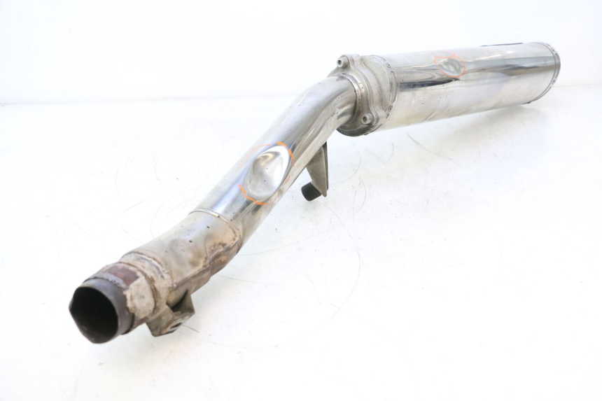 photo de SILENZIATORE SUZUKI GSF N BANDIT 1200 (2001 - 2005) - Dettagli dei punti di fissaggio