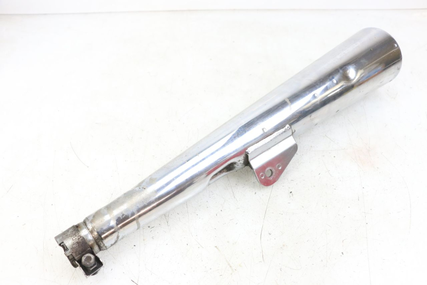 photo de SILENZIATORE SUZUKI GSX E 250 (1982 - 1983) - Altra angolazione