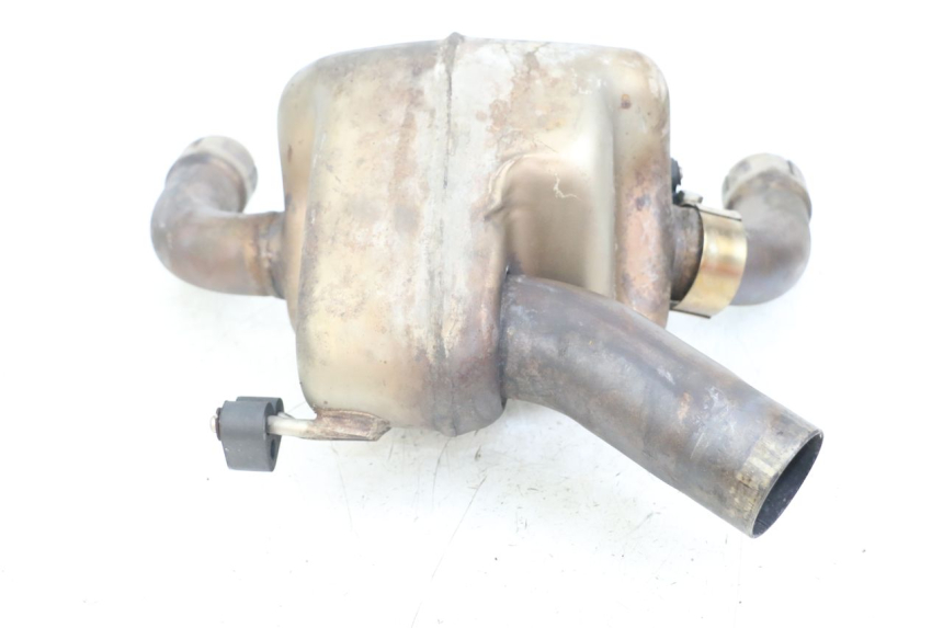 photo de SILENZIATORE MOTO GUZZI NORGE 8V GT 1200 (2011 - 2016) - Zoom sullo stato d'uso