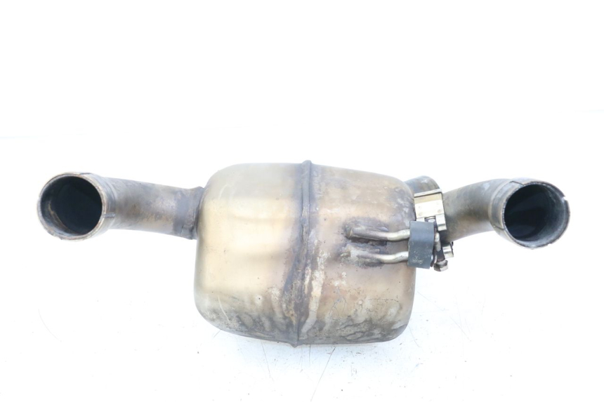 photo de SILENZIATORE MOTO GUZZI NORGE 8V GT 1200 (2011 - 2016) - Dettagli dei punti di fissaggio