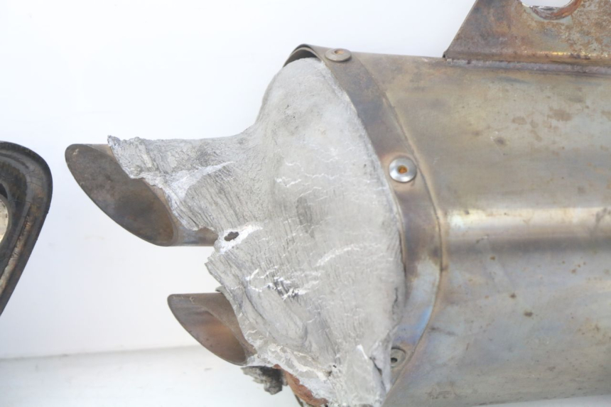 photo de SILENZIATORE SPY RACING F3 350 (2015 - 2022) - Primo piano ad alta risoluzione