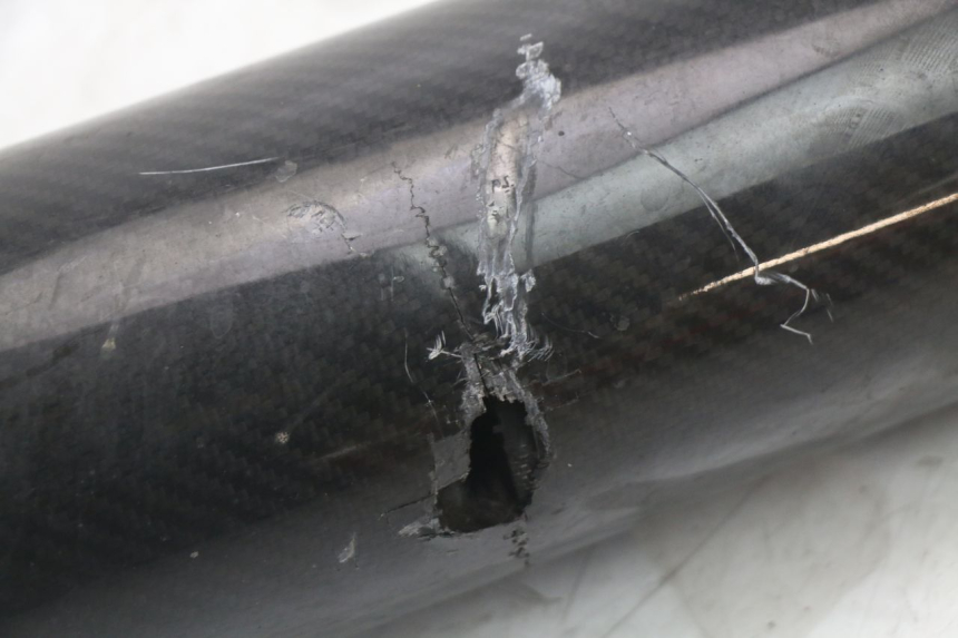 photo de SILENZIATORE SUZUKI GS F 500 (2004 - 2007) - Angolazione alternativa