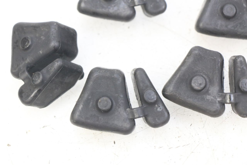 photo de SILENTBLOC CORONA HONDA CB R 1000 (2018 - 2023) - Dettaglio del componente