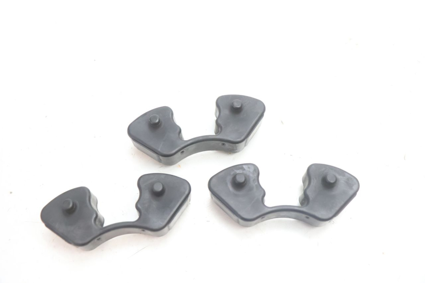 photo de CORONA SILENTBLOCK KAWASAKI ER-6 ER6 N 650 (2005 - 2009) - Zoom sullo stato d'uso
