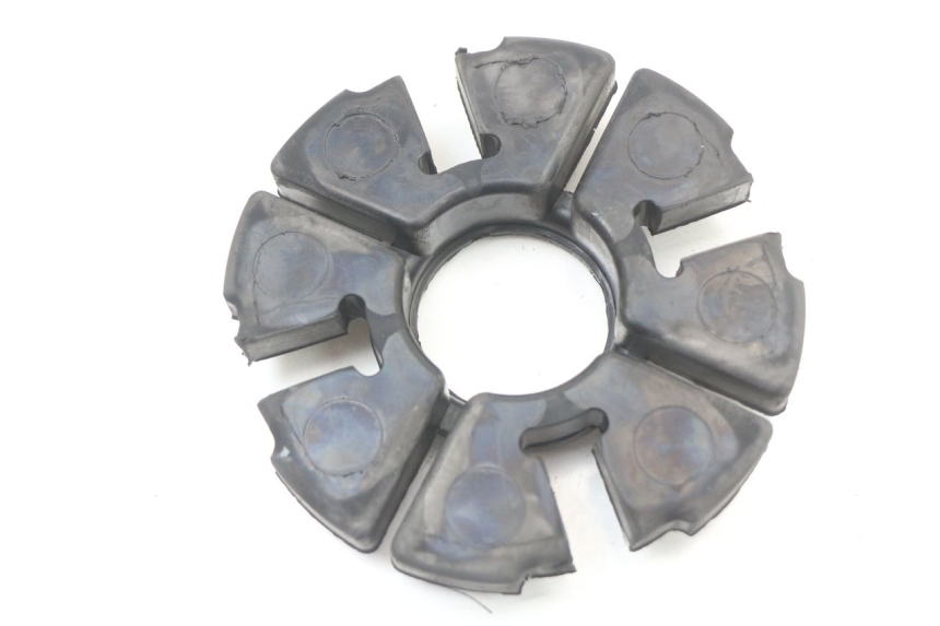 photo de CORONA SILENTBLOCK SUZUKI GZ MARAUDER 125 (1998 - 2004) - Zoom sullo stato d'uso