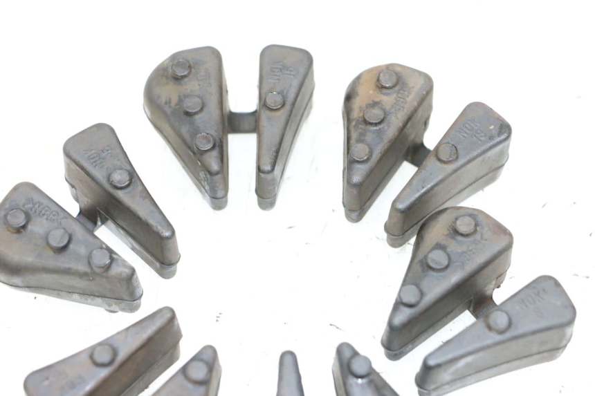 photo de CORONA SILENTBLOCK YAMAHA MT-07 MT07 ABS 700 (2018 - 2020) - Zoom sullo stato d'uso