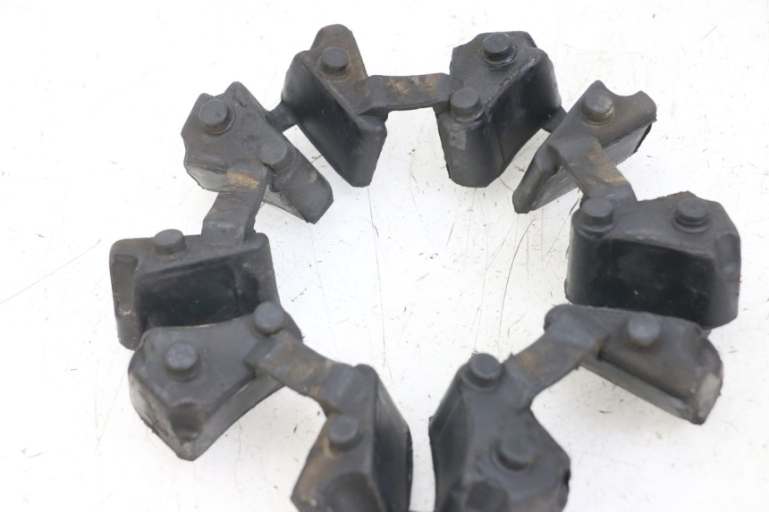 photo de SILENTBLOC CORONA TRIUMPH SPEED TRIPLE T301 900 (1994 - 1996) - Primo piano tecnico