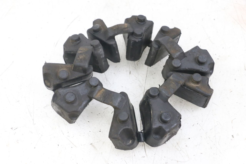 photo de SILENTBLOC CORONA TRIUMPH SPEED TRIPLE T301 900 (1994 - 1996) - Dettagli dei punti di fissaggio