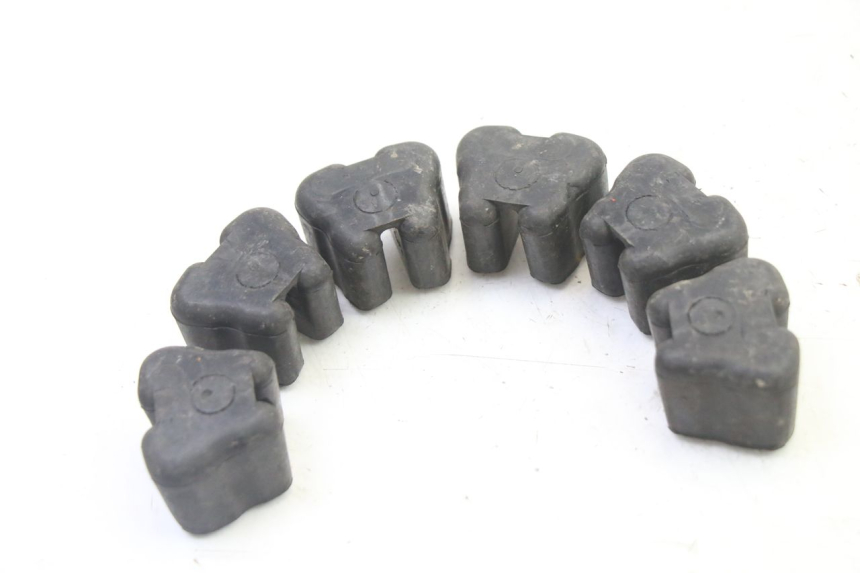 photo de CORONA SILENTBLOCK KTM SUPERENDURO R 950 (2005 - 2009) - Zoom sullo stato d'uso