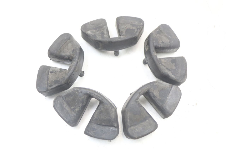 photo de CORONA SILENTBLOCK SUZUKI GS F 500 (2004 - 2007) - Altra angolazione