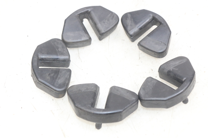 photo de SILENTBLOC CORONA SUZUKI SV N 650 (1999 - 2002) - Zoom sullo stato d'uso