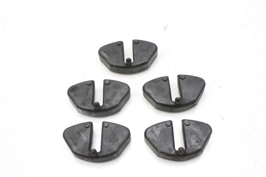 photo de SILENTBLOC CORONA SUZUKI SV S 650 (1999 - 2002) - Primo piano tecnico