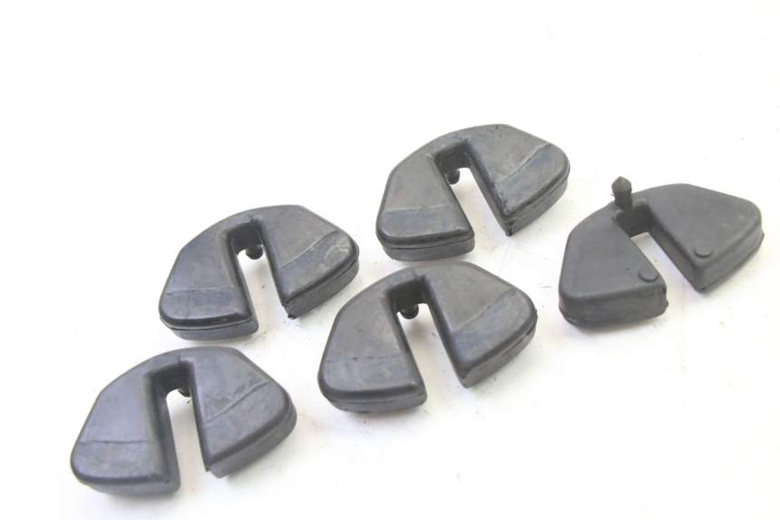 photo de Silentblock corona SUZUKI SV S 650 (2003 - 2009) - Zoom sullo stato d'uso