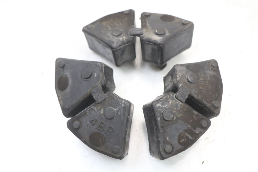 photo de CORONA SILENTBLOCK YAMAHA XJS DIVERSION 600 (1997 - 1999) - Zoom sullo stato d'uso