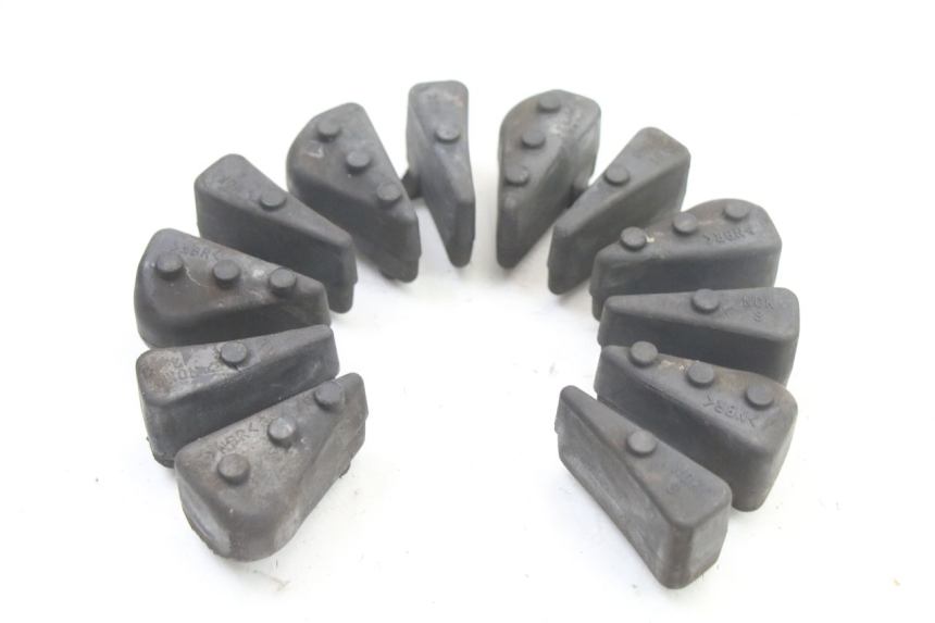 photo de CORONA SILENTBLOCK YAMAHA FZ6 FAZER S2 600 (2007 - 2011) - Dettaglio del componente