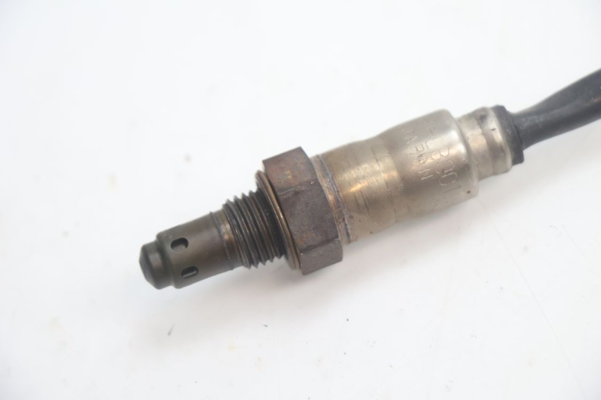 photo de SONDA LAMBDA PIAGGIO MP3 HPE 530 (2022 - 2026) - Dettaglio del componente