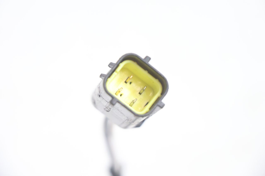 photo de SONDA LAMBDA PEUGEOT SATELIS 125 (2006 - 2009) - Altra angolazione