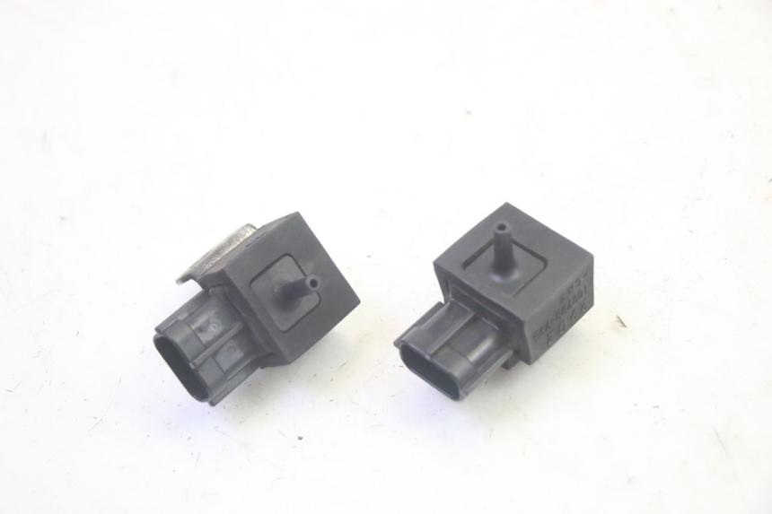 photo de SENSORE PRESSIONE ARIA SUZUKI BURGMAN EXECUTIVE ABS 650 (2006 - 2012) - Vista principale