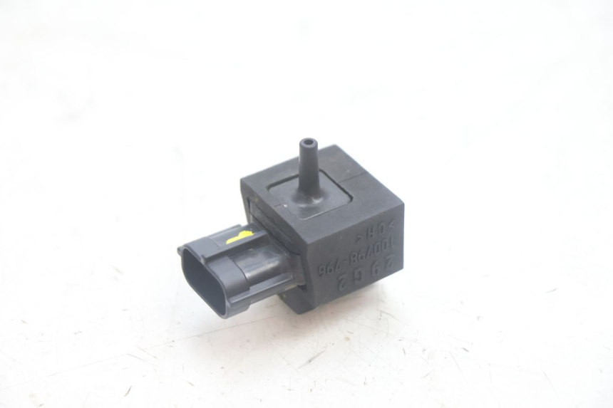 photo de SENSORE PRESSIONE ARIA SUZUKI BURGMAN EXECUTIVE ABS 650 (2006 - 2012) - Vista principale