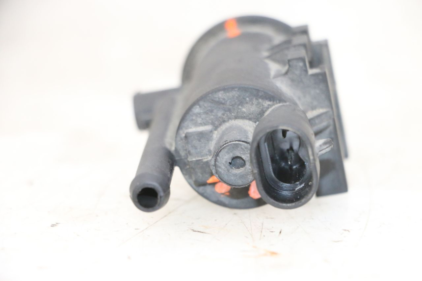 photo de SENSORE PRESSIONE ARIA KSR CODE 125 (2018 - 2020) - Dettagli dei punti di fissaggio