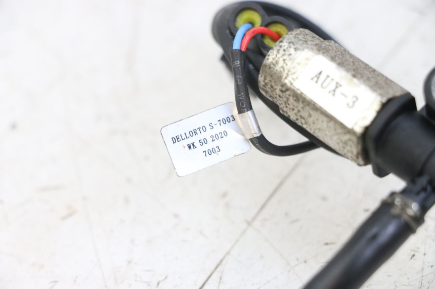 photo de SONDA PRESSIONE ARIA SYM CROX 4T 50 (2016 - 2023) - Altra angolazione