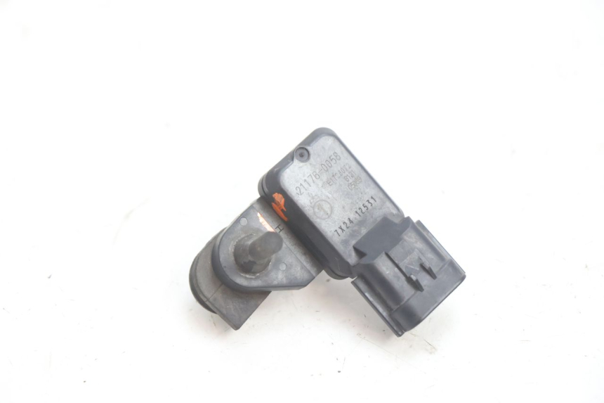 photo de SENSORE PRESSIONE ARIA KAWASAKI ER-6 ER6 N 650 (2005 - 2009) - Zoom sullo stato d'uso