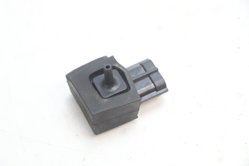 photo de SONDA PRESSIONE ARIA SUZUKI GSR 600 (2005 - 2012) - Dettaglio del componente