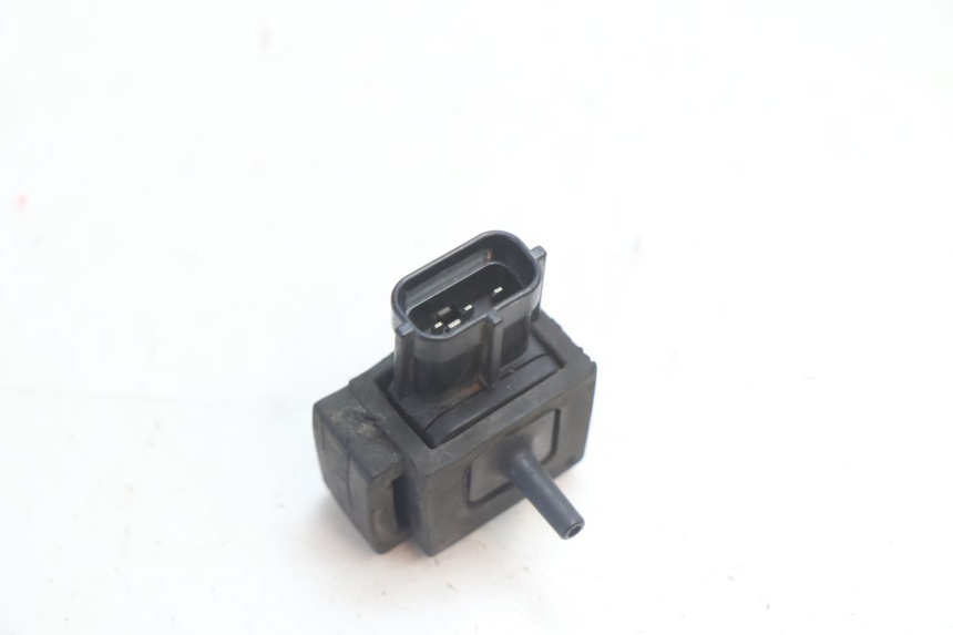 photo de SONDA PRESSIONE ARIA SUZUKI GSR 600 (2005 - 2012) - Primo piano tecnico