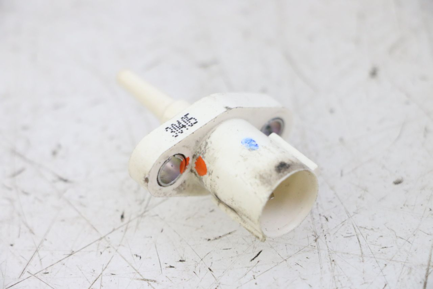 photo de SENSORE PRESSIONE ARIA SYM JOYMAX 125 (2010 - 2017) - Altra angolazione