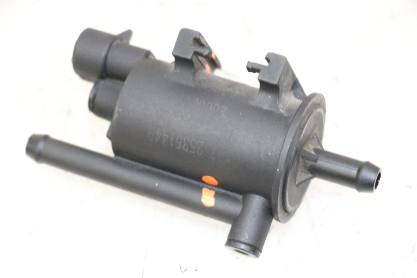 photo de SENSORE PRESSIONE ARIA KEEWAY K-LIGHT KLIGHT 125 (2018 - 2025) - Primo piano tecnico