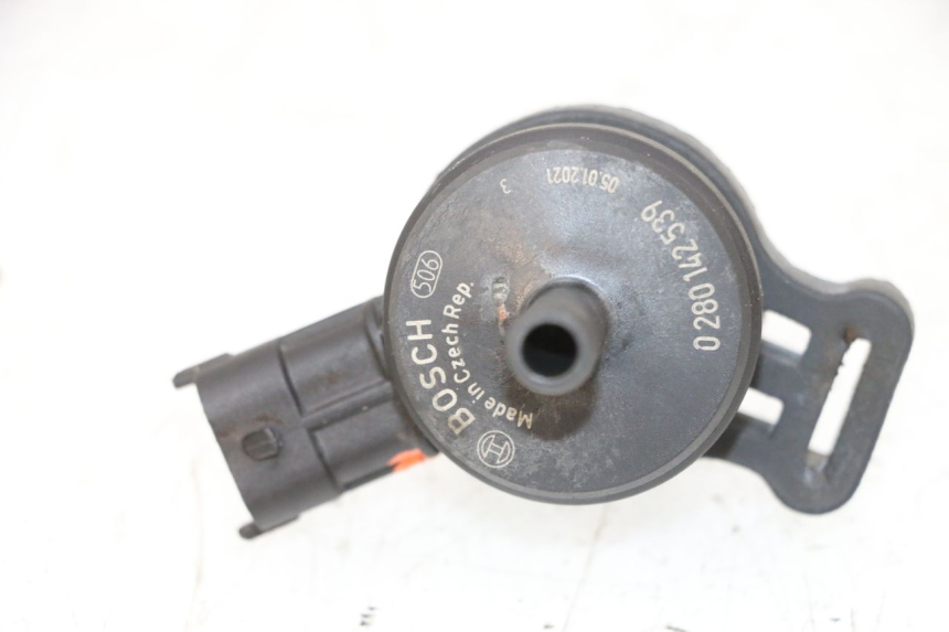 photo de SENSORE PRESSIONE ARIA PIAGGIO MP3 HPE 300 (2019 - 2026) - Vista principale