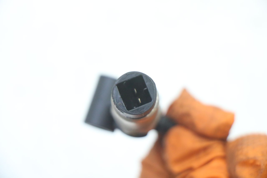 photo de SONDA PRESSIONE ARIA PIAGGIO NEW TYPHOON 50 (2018 - 2021) - Altra angolazione