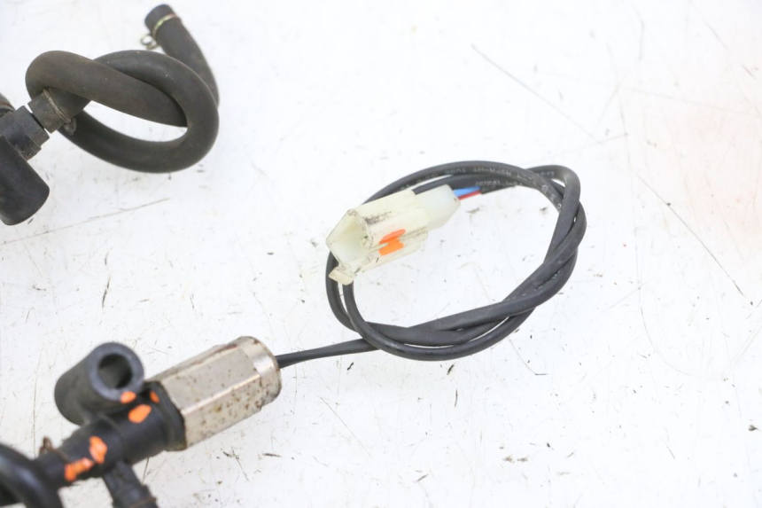 photo de SONDA PRESSIONE ARIA PEUGEOT TWEET 4T 50 (2018 - 2022) - Dettagli dei punti di fissaggio