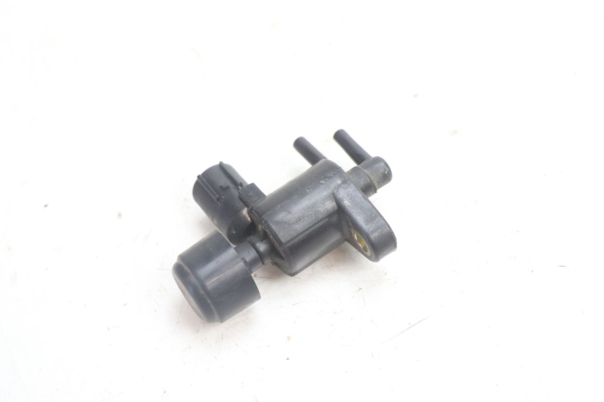 photo de SONDA PRESSIONE ARIA HONDA VFR FI RC46 800 (1998 - 2001) - Dettaglio del componente