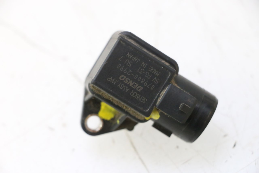 photo de SONDA PRESSIONE ARIA HONDA VFR FI RC46 800 (1998 - 2001) - Dettaglio del componente