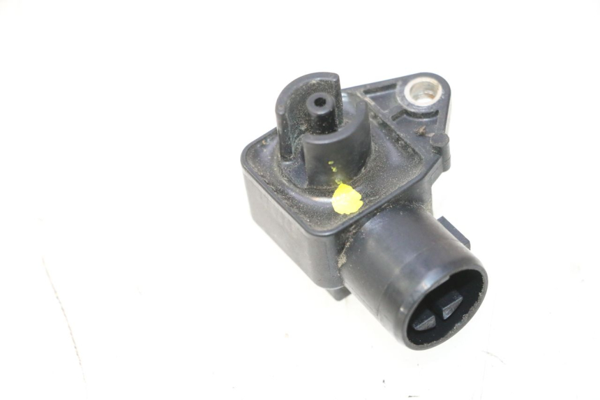 photo de SONDA PRESSIONE ARIA HONDA VFR FI RC46 800 (1998 - 2001) - Primo piano tecnico