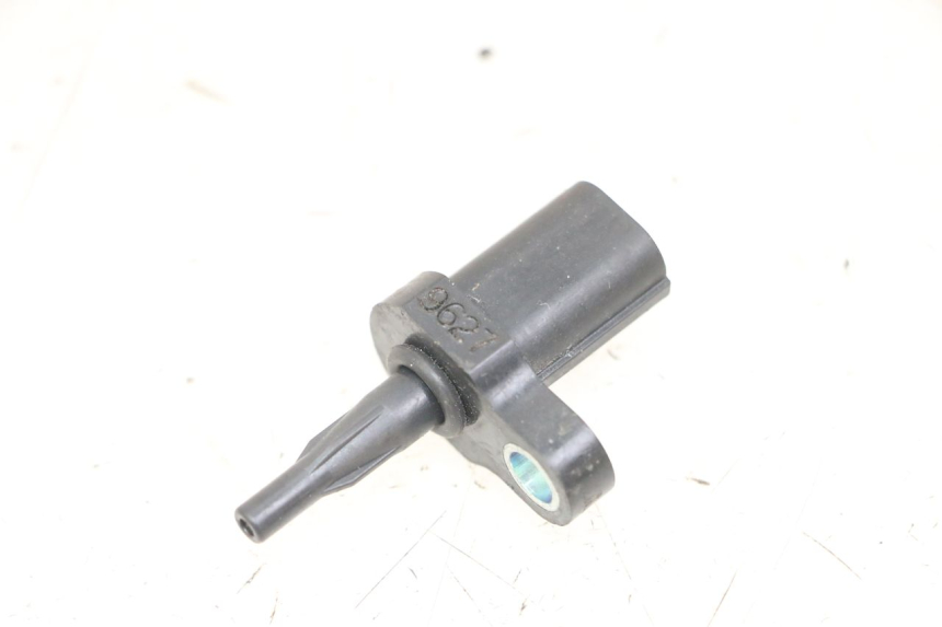 photo de SENSORE PRESSIONE ARIA YAMAHA XJ6 ABS 600 (2008 - 2016) - Zoom sullo stato d'uso