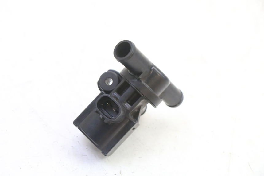 photo de SENSORE PRESSIONE ARIA YAMAHA XJ6 ABS 600 (2008 - 2016) - Primo piano tecnico