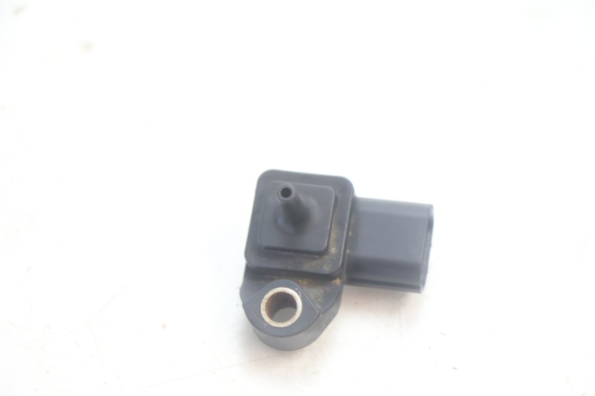 photo de SENSORE PRESSIONE ARIA HONDA XLV VARADERO 125 (2007 - 2012) - Dettaglio del componente