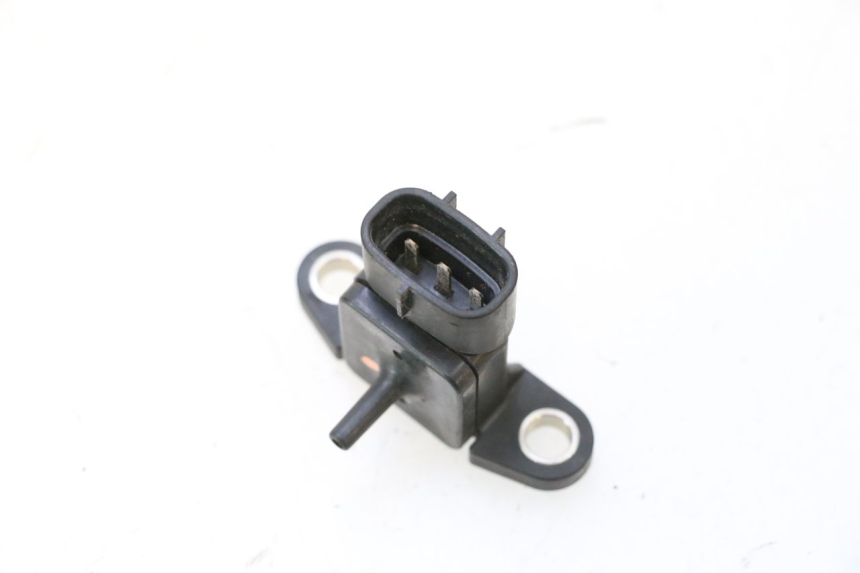 photo de SENSORE PRESSIONE ARIA YAMAHA XP T-MAX ABS 500 (2005 - 2005) - Zoom sullo stato d'uso