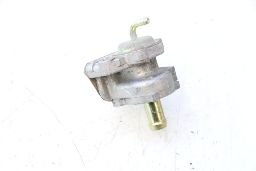 photo de SENSORE PRESSIONE ARIA YAMAHA YP MAJESTY 125 (2002 - 2006) - Altra angolazione
