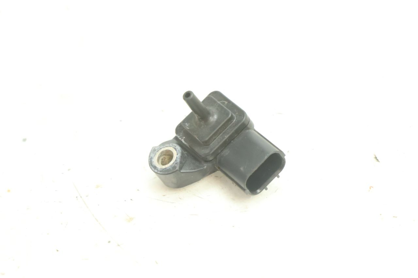 photo de SENSORE PRESSIONE ARIA YAMAHA YZF R6 600 (2008 - 2009) - Zoom sullo stato d'uso